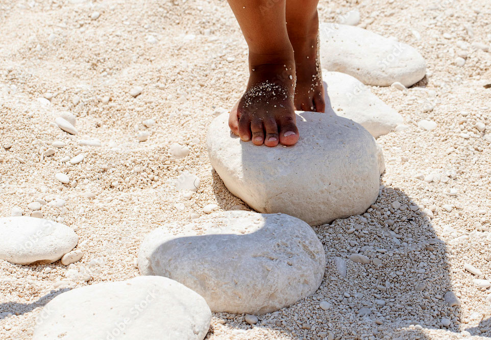 Les bienfaits de la marche pieds nusmême pour les grands !!! - Lait et  Miel - Spécialiste du chausson pour bébé