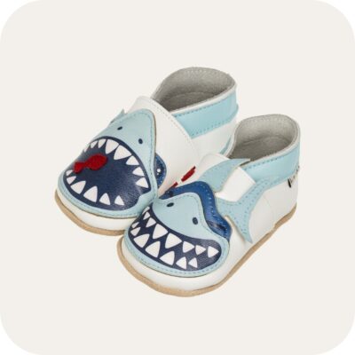 Chaussons bébé cuir souple Requin Taquin